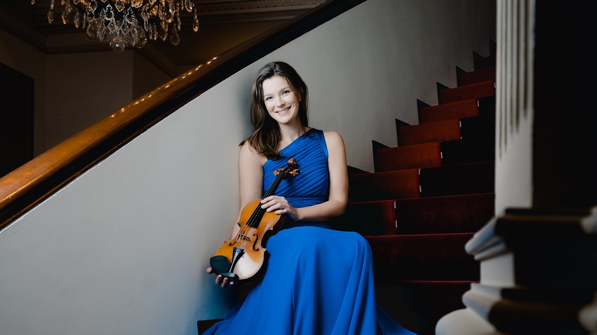 Foto på violinisten Janine Jansen, av Marco Borggreve.